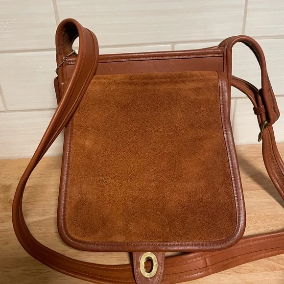 British Tan Shelburne Bag - Picture 12 of 17